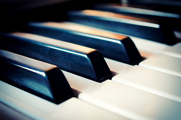 JPG 해외이미지 실내 사람없음 피아노건반 피아노 피아니스트 해외202004 해외포토 포토 내부 연주자 건반 건반악기 파일형식 이미지허브