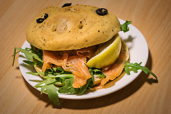 포토 JPG 해외이미지 접시 음식 조각 백그라운드 잎 채소 부분 샌드위치 건강 어류 사람없음 갈색 검은색 식사 저녁식사 샐러드 추위 로켓 햄버거 신선 맛 아침식사 상추 밀 먹기 레몬 가득함 속도 상쾌 올리브 연어 훈제 점심식사 번 해외202004 해외포토 식물 식기 열매 감정 빵 컬러 컨셉 과일 모션 곡류 패스트푸드 수중동물 파일형식 이미지허브