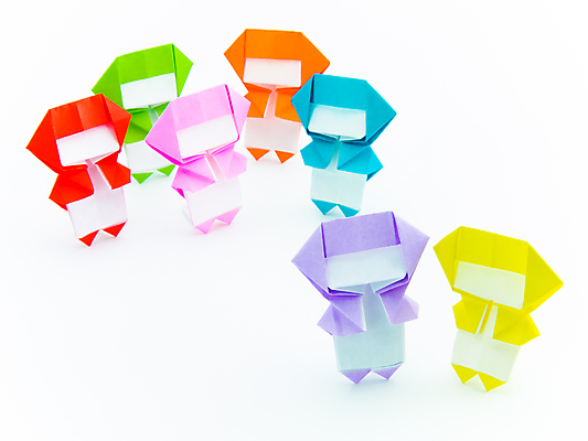 포토 JPG 해외이미지 디자인 종이 어린이 분홍색 하늘색 오렌지 가족 놀이 미술 사람없음 빨간색 초록색 파란색 친구 컬러풀 갈색 노란색 보라색 종이접기 만들기 닌자 핸드메이드 해외202004 해외포토 컬러 과일 관계 모션 문화예술 사람 접기 파일형식 이미지허브