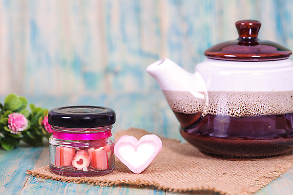 포토 JPG 해외이미지 유리병 디저트 사탕 사람없음 하트 달콤 담기 핸드메이드 해외202004 해외포토 모양 음식 모션 병_용기 맛 파일형식 이미지허브