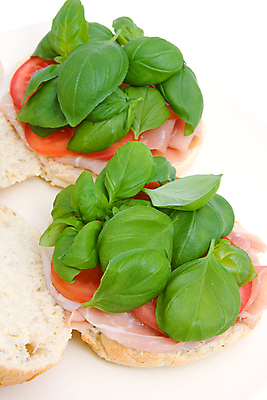 포토 JPG 해외이미지 빵 잎 다이어트 토마토 샌드위치 건강 육류 사람없음 신선 아침식사 굽기 햄 바질 점심식사 고립 핸드메이드 해외202004 해외포토 식물 음식 채소 식재료 식사 구이 파일형식 이미지허브