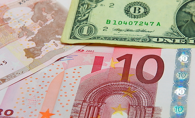 포토 JPG 해외이미지 유럽 종이 백그라운드 돈 신체 비즈니스 부분 선물 사람없음 초록색 금융 경제 세계 달러 미국 유로 부채 수집 질감 이익 계산서 수입 경제학 해외202004 해외포토 교육 나라 컬러 북아메리카 재산 파일형식 이미지허브