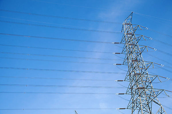 포토 JPG 해외이미지 산업 선 건축양식 하늘 프레임 사람없음 파란색 환경 탑 금속 힘 장비 발전기 에너지 역 위험 큼 전염 철사 볼트 봉 엔진 공학 세대 분배 전압 철강 현재 힘찬 공급 해외202004 해외포토 건축물 교육 건축 컬러 컨셉 교통시설 재질 발전소 공구 질병 크기 감염 파일형식 이미지허브