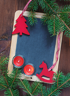 포토 JPG 해외이미지 계절 백그라운드 컨셉 크리스마스 2 겨울 휴가 불꽃 새해 기념 프레임 사람없음 목재 장식 빨간색 초록색 빛 장난감 크리스마스트리 갈색 축제 칠판 공백 장식볼 추위 수확 나뭇가지 축하 인사 소나무 12월 각도 전나무 연소 구성 석판 옛날 가문비나무 카피스페이스 해외202004 해외포토 나무 기념일 컬러 농업 재료 불 예절 날짜 파일형식 이미지허브