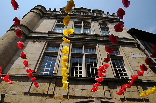 포토 JPG 해외이미지 외관 유럽 건축양식 주택 풍경 사람없음 야외 관광지 마을 프랑스 도시 역사 재산 그림 타운 해외202004 해외포토 건축 나라 여행 건물 금융 파일형식 이미지허브