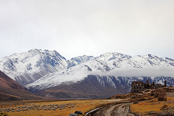 포토 JPG 해외이미지 건축양식 자연 하늘 호텔 주택 풍경 사람없음 건물 빛 평화 미국 덮개 뜨거움 버리기 전쟁 육군 멀리 아르헨티나 숨김 지질학 콘크리트 해외202004 해외포토 건축물 교육 건축 컨셉 북아메리카 모션 숙소 군대 뚜껑 남아메리카 생태계 파일형식 이미지허브