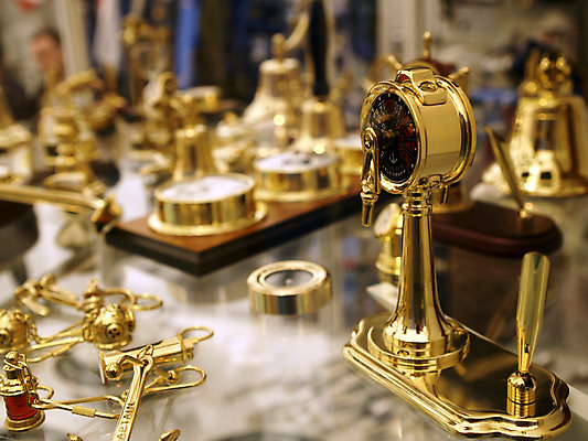 포토 JPG 해외이미지 부분 사람없음 장식 빛 사무실 펜 보트 보유 해외202004 해외포토 배_교통 비즈니스 필기구 파일형식 이미지허브