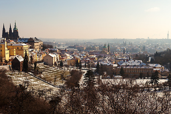 포토 JPG 해외이미지 전통 유럽 여행 건축양식 벽돌 파노라마 풍경 사람없음 건물 강 도시풍경 성당 여행객 천주교 도시 중세 역사 체코 프라하 타운 고딕 공화국 바로크 보헤미아 옛날 해외202004 해외포토 건축물 건축 나라 종교 종교건축 촬영기법 사람 파일형식 이미지허브