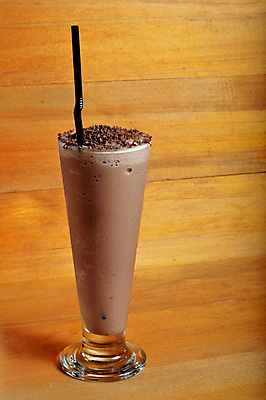 포토 JPG 해외이미지 음료 백그라운드 디저트 사람없음 초콜릿 달콤 밀크쉐이크 해외202004 해외포토 음식 맛 쉐이크 파일형식 이미지허브