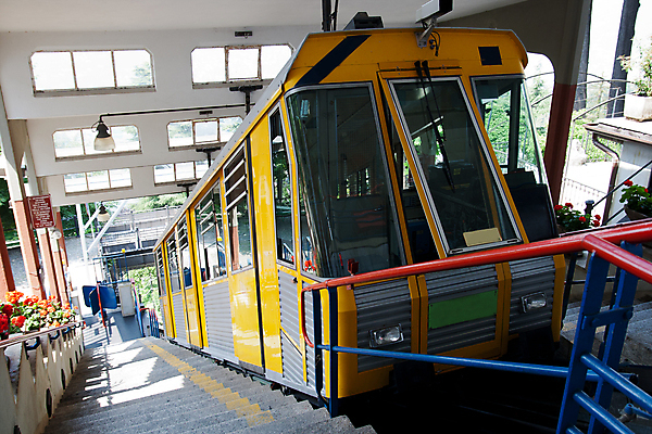 포토 JPG 해외이미지 유럽 호수 여행 교통시설 산 사람없음 이탈리아 역사 선로 해외202004 해외포토 나라 교통 시설 파일형식 이미지허브