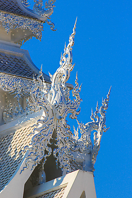 포토 JPG 해외이미지 주간 캐릭터 종교 호수 조각 불교 태국 하늘 창조 미술 사람없음 파란색 컬러풀 햇빛 조각상 반사 맑음 활발 거울 흰색 연못 사찰 수도원 일반 강렬 명품 정교 해외202004 해외포토 자연요소 아시아 컬러 컨셉 종교건축 날씨 문화예술 태양 조형물 상품 파일형식 이미지허브