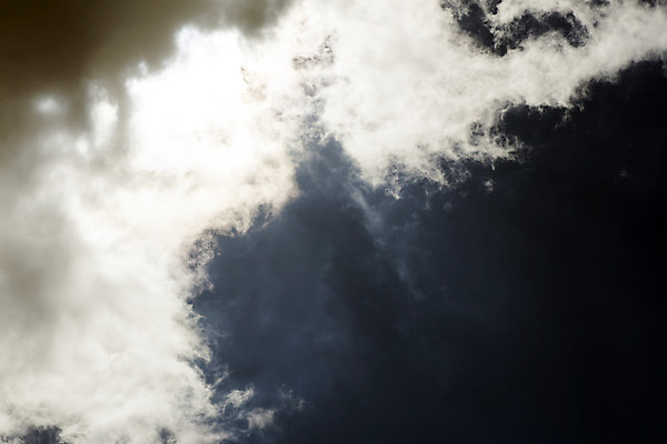 포토 JPG 해외이미지 구름 별 지구 선 여행 교통시설 모션 자연 하늘 날씨 미래 아이디어 풍경 사람없음 야외 파란색 빛 우주 검은색 고층빌딩 어둠 새벽 회색 달 시골 야간 신비 무서움 달빛 가득함 우주선 장면 공상 스카이라인 흐림 폭풍우 수평선 해외202004 해외포토 자연요소 감정 컬러 교통 컨셉 빌딩 비_날씨 자연재해 시설 생태계 파일형식 이미지허브