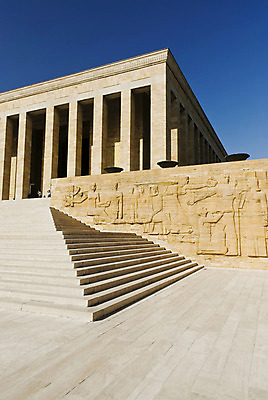 포토 JPG 해외이미지 중동 건축양식 하늘 사람 사람없음 야외 건물 가로 파란색 관광지 컬러풀 무덤 묘사 기념물 칠면조 천연기념물 카피스페이스 해외202004 해외포토 건축물 건축 나라 컬러 여행 조류 공백 파일형식 이미지허브