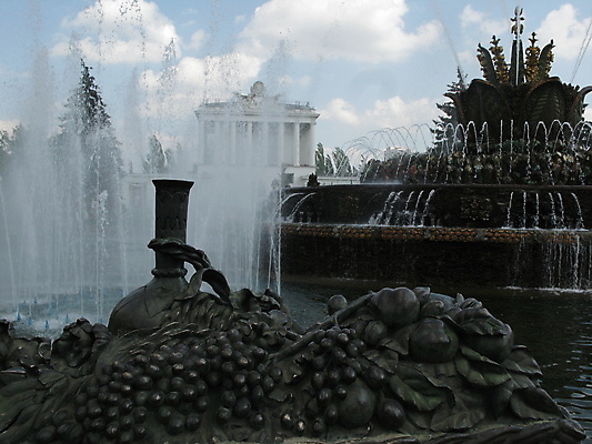 포토 JPG 해외이미지 행복 건축양식 사랑 사람 사람없음 물 꿈 도시 공산주의 모스크바 해외202004 해외포토 자연요소 건축 감정 러시아 파일형식 이미지허브