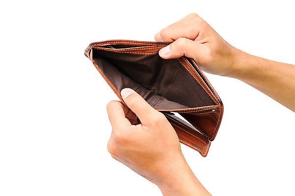 포토 JPG 해외이미지 손 남자 클리핑패스 백그라운드 컨셉 돈 비즈니스 사람 사람없음 금융 경제 쇼핑 검은색 저축 흰색 잡기 비즈니스맨 오픈 지갑 가난 가죽 검색 문제 보여주기 빈털터리 파산 빚 고립 우울증 위기 해외202004 해외포토 컬러 모션 신체부위 직장인 재산 질병 파일형식 이미지허브