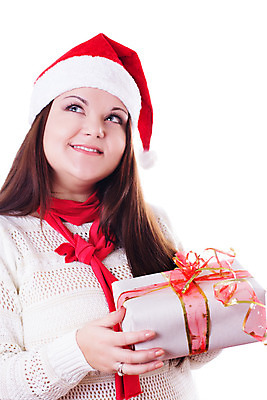 포토 JPG 해외이미지 긴머리 여자 행복 리본 얼굴 크리스마스 겨울 산타모자 포옹 휴가 갈색머리 털 크리스마스선물 선물 한명 미소 사람 빨간색 상자 산타클로스 희망 기쁨 꿈 올려보기 흰색 잡기 12월 스웨터 활 호기심 흰배경 흥분 겨울옷 부드러움 소원 성인여자만 해외202004 해외포토 모자_잡화 1 헤어스타일 옷 계절 기념일 감정 컬러 백그라운드 컨셉 상의 안기 모션 표정 신체부위 감각 날짜 여자만 성인만 파일형식 이미지허브