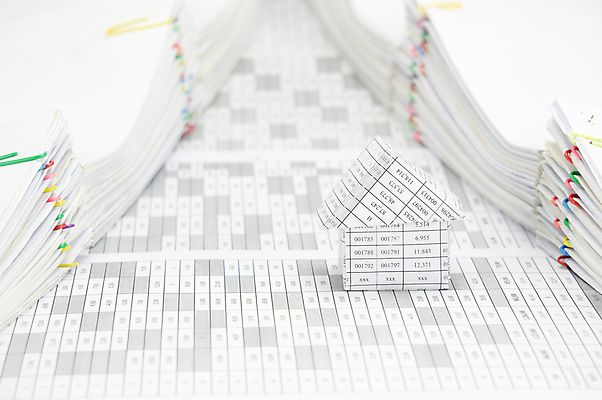 포토 JPG 해외이미지 종이 비즈니스 성공 설계 주택 사람없음 쌓기 자료 흰색 업무 인쇄 보고서 문서 투자 영수증 시트 계좌 옛날 해외202004 해외포토 컬러 컨셉 모션 건물 금융 작업 파일형식 이미지허브