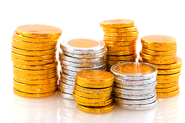 포토 JPG 해외이미지 유럽 음식 백그라운드 돈 비즈니스 사탕 사람없음 금융 쌓기 초콜릿 동전 유로 흰색 은색 제비 고립 많음 해외202004 해외포토 나라 컬러 컨셉 모션 조류 디저트 경제 재산 파일형식 이미지허브