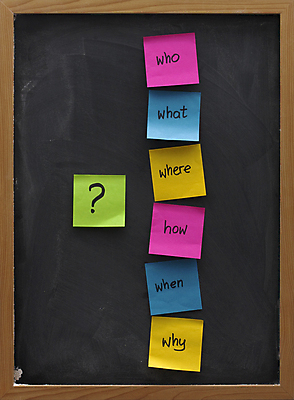 포토 JPG 해외이미지 아이디어 사람없음 빨간색 세로 초록색 파란색 컬러풀 노란색 검은색 칠판 흰색 질문 스케치 지우개 분필 정사각형 먼지 문제 문제풀이 의문 세계보건기구 브레인스토밍 해외202004 해외포토 도형 컬러 컨셉 학용품 미술 초크 파일형식 이미지허브