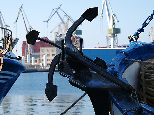 포토 JPG 해외이미지 주간 사람없음 야외 중장비 조선소 기중기 산업시설 산업현장 닻 해외202004 해외포토 자연요소 산업 산업장비 파일형식 이미지허브