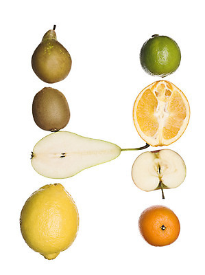 포토 JPG 해외이미지 라이프스타일 알파벳 컨셉 오렌지 과일 텍스트 통신 학교 포도 바나나 건강 사람없음 신선 메시지 사과 자르기 레몬 라임 고립 편지쓰기 해외202004 해외포토 영어 교육 모션 생활 기록 편지 파일형식 이미지허브