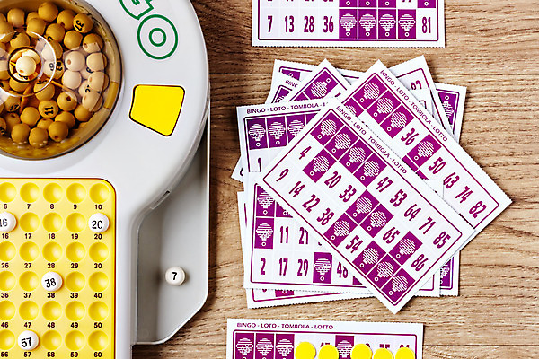 포토 JPG 해외이미지 1 어린이 백그라운드 돈 공 가족 놀이 성공 사람없음 숫자 노란색 장비 수확 게임 흰색 우승 신용카드 행운 도박 플라스틱 오브젝트 기회 고립 복권 잭팟 해외202004 해외포토 문자 컬러 컨셉 농업 관계 재질 사람 금융 최고 재산 파일형식 이미지허브