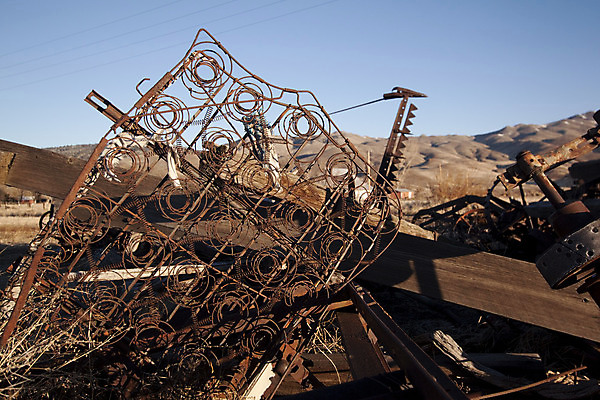 포토 JPG 해외이미지 접시 디자인 산업 벽 백그라운드 패턴 밭 농업 교통시설 자연 하늘 날씨 추상 바닥 풍경 사람없음 내부 목재 빨간색 초록색 농장 농경지 갈색 금속 어둠 장비 수확 골동품 흰색 시골 업무 얼룩 바퀴 거친 클래식 농부 철 오브젝트 부식 질감 복고 트랙터 외양간 고립 그런지 밭일 옛날 철강 해외202004 해외포토 나무 직업 식기 컬러 교통 컨셉 무늬 재료 재질 작업 농기계 시설 생태계 특수차량 파일형식 이미지허브