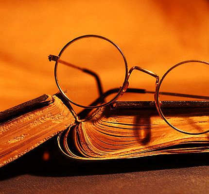 포토 JPG 해외이미지 교육 종이 텍스트 미술 사람없음 책 갈색 노란색 우주 다이어리 성경 어둠 공백 수확 골동품 덮개 흰색 얼룩 오픈 거친 역사 도서관 읽기 오브젝트 흔적 질감 문서 복고 문학 페이지 고립 그런지 빅토리아 옛날 원고 중고 해외202004 해외포토 컬러 농업 종교용품 모션 문화예술 사무용품 뚜껑 파일형식 이미지허브