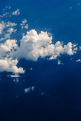 포토 JPG 해외이미지 구름 여행 백그라운드 자연 벽지 하늘 날씨 휴가 비행기 안테나 창조 풍경 사람없음 파란색 빛 평화 우주 맑음 힘 놀람 활발 에너지 자유 흰색 분위기 정상 예측 코스모스 천국 스카이라인 넘어짐 대패 드론 우수 수평선 해외202004 해외포토 자연요소 꽃 감정 컬러 컨셉 통신 항공교통 모션 대중교통 표정 절기 생태계 파일형식 이미지허브