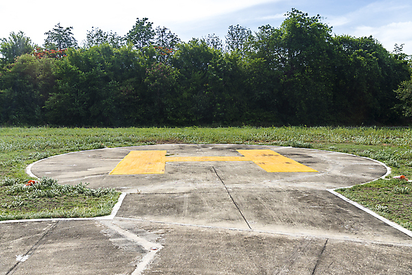 포토 JPG 해외이미지 나무 공원 여행 백그라운드 건축양식 교통시설 하늘 지붕 안테나 풍경 사람없음 야외 건물 초록색 도시풍경 글로벌 우주 긴급 원형 헬리콥터 공항 정상 옥상 땅 편지 갑판 심볼 항공 장면 지역 시스템 포트 스카이라인 H 패드 제어 콘크리트 수평선 해외202004 해외포토 도형 식물 건축물 알파벳 공공시설 건축 컬러 교통 배_교통 통신 비행기 도시 시설 파일형식 이미지허브