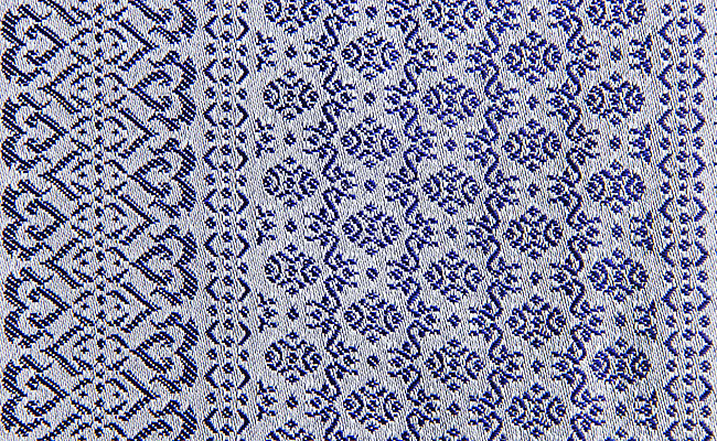 포토 JPG 해외이미지 전통 손 디자인 옷 백그라운드 패턴 바지 태국 자연 벽지 표면 추상 미술 사람없음 장식 파란색 청춘 컬러풀 유행 어둠 직물 도시 면 고급 실크 남색 심볼 질감 땀 캔버스 섬유 그런지 옛날 정교 핸드메이드 스타일 해외202004 해외포토 아시아 컬러 컨셉 무늬 하의 문화예술 신체부위 생태계 파일형식 이미지허브