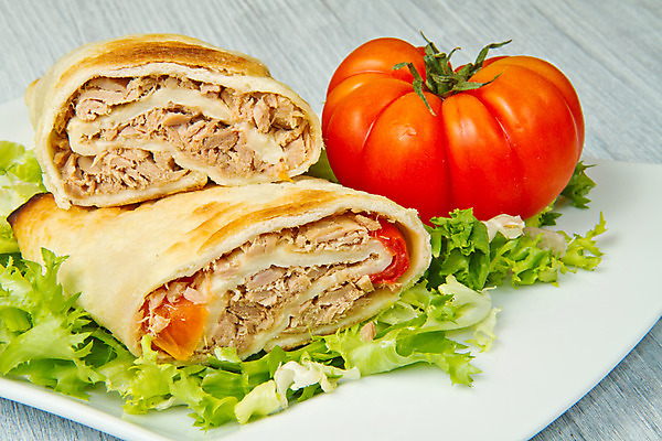 포토 JPG 해외이미지 접시 음식 빵 잎 다이어트 토마토 채소 양파 오이 샌드위치 건강 어류 사람없음 빨간색 초록색 빛 소풍 파티 식당 식사 저녁식사 샐러드 흰색 신선 발표 맛 상추 밀 참치 준비 정리 점심식사 고립 쉬운 해외202004 해외포토 식물 식기 컬러 컨셉 곡류 이벤트 야외활동 상점 수중동물 파일형식 이미지허브