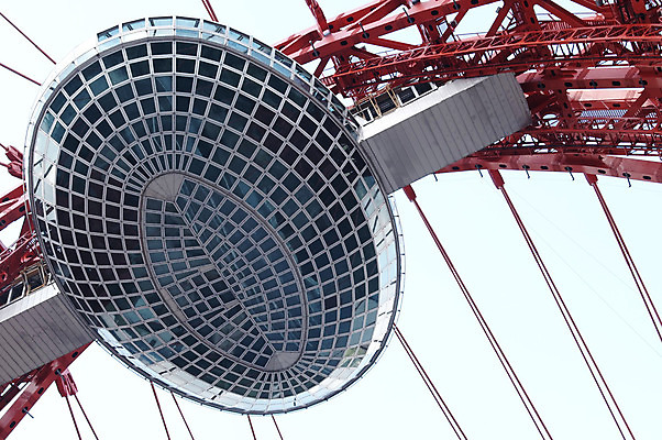 포토 JPG 해외이미지 구름 백그라운드 유리 하늘 사람없음 빨간색 파란색 계단 금속 식당 엘리먼트 해외202004 해외포토 자연요소 컬러 재질 상점 파일형식 이미지허브