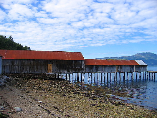 포토 JPG 해외이미지 모래 바다 하늘 사람없음 건물 목재 물 파란색 방앗간 옛날 해외202004 해외포토 자연요소 나무 건축물 컬러 재료 파일형식 이미지허브