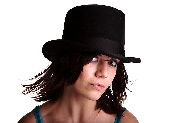 포토 JPG 해외이미지 여자 한명 사람 검은색 해외202004 해외포토 1 컬러 파일형식 이미지허브