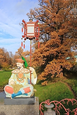 포토 JPG 해외이미지 공원 조각 휴식 사람없음 가을 러시아 해외202004 해외포토 계절 공공시설 유럽 컨셉 파일형식 이미지허브