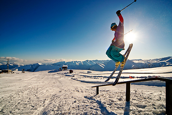 포토 JPG 해외이미지 직업 라이프스타일 남자 스포츠 이동 겨울 자연 휴가 스키 산 한명 사람 야외 파란색 노란색 얼음 기쁨 추위 자유 흰색 오픈 황무지 위험 시원함 가루 속도 심플 스키선수 눈보라 라이더 무료 무임승차 운동가 해외202004 해외포토 자연요소 1 계절 감정 컬러 컨셉 겨울스포츠 운동선수 눈_날씨 생활 승차 생태계 파일형식 이미지허브