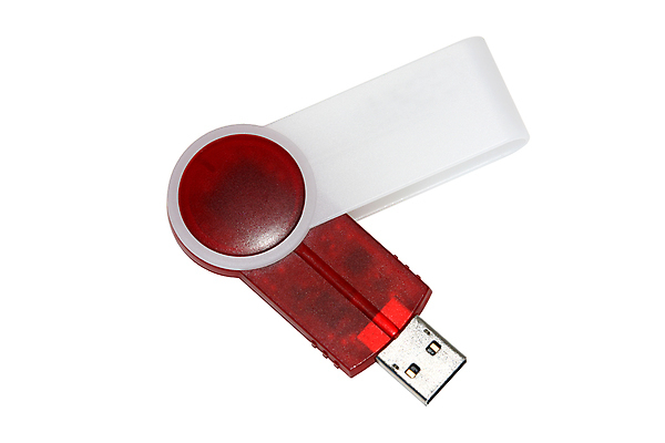 포토 JPG 해외이미지 백그라운드 이동 모션 놀이 열쇠 사람없음 빨간색 컴퓨터 상점 디지털 자료 흰색 막대기 플러그 USB 파일 전자 수납 이진법 해외202004 해외포토 컬러 컨셉 전자제품 수학 파일형식 이미지허브