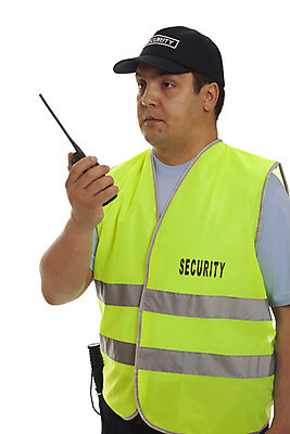 포토 JPG 해외이미지 백인 직업 1 손 남자 비즈니스 안테나 대화 한명 서기 경비 안전 사람 성인 머리 듣기 장비 흰색 잡기 작업 도움 경찰 보호 무선전화기 직원 수화기 서비스 라디오 보안 바쁨 대머리 경호원 고립 스파이 장교 제어 해외202004 해외포토 서양인 헤어스타일 컬러 컨셉 통신 모션 말하기 신체부위 전자제품 전화기 파일형식 이미지허브