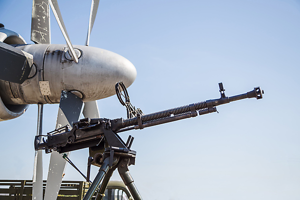 포토 JPG 해외이미지 무기 여행 백그라운드 2 불 사람없음 초록색 금속 기계 장비 권총 총 프랑스 수확 공구 역사 보호 목표 위험 구슬 오브젝트 박물관 복고 군용 싸움 전쟁 보안 시력 슛 육군 총알 골 옛날 저격수 철강 특별함 폭행 해외202004 해외포토 자연요소 유럽 컬러 컨셉 농업 모션 재질 군대 안전 도구 폭력 범죄 파일형식 이미지허브