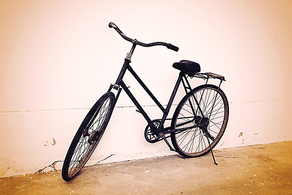 포토 JPG 해외이미지 전통 문화 날씨 사람없음 초록색 햇빛 바구니 맑음 자전거 이탈리아 수확 흰색 도시 뜨거움 클래식 지중해 고민 부식 그림 복고 시티라이프 사이클링 남쪽 그런지 옛날 스타일 해외202004 해외포토 라이프스타일 감정 유럽 바다 컬러 컨셉 농업 태양 바이크 방향 육상스포츠 파일형식 이미지허브