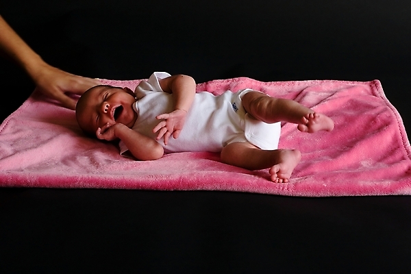 포토 JPG 해외이미지 손 행복 감정 얼굴 어린이 가족 주택 건강 사랑 한명 안전 사람 아기 신생아 잡기 달콤 보호 작음 캘리포니아 팔 마야 결백 고립 돌봄 취급주의 해외202004 해외포토 1 컨셉 관계 모션 경고 건물 신체부위 미국 맛 크기 마야문명 파일형식 이미지허브