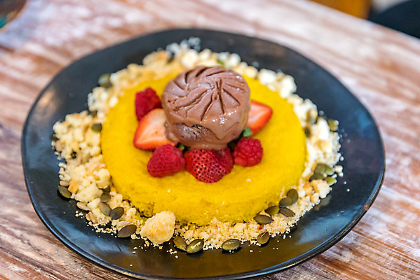 포토 JPG 해외이미지 접시 커피 음식 조각 백그라운드 아이스크림 디저트 샌드위치 요리 씨앗 사람없음 장식 초록색 케이크 초콜릿 얼음 검은색 빵집 흰색 신선 달콤 맛 숲 잼 설탕 시리얼 굽기 크림 스펀지 젤라또 페스츄리 해외202004 해외포토 자연요소 식물 식기 음료 빵 컬러 컨셉 상점 소스_음식 구이 파일형식 이미지허브