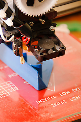 포토 JPG 해외이미지 모델 학생 디자인 교육 산업 조각 과학 컨셉 학교 미래 기술 실험 사람없음 머리 3D 기계 장비 과학기술 공구 업무 뜨거움 실험실 제조 볼륨 인쇄 플라스틱 과학자 만들기 전자 층 공학 DIY 필라멘트 해외202004 해외포토 직업 모션 재질 취미 신체부위 도구 작업 디지털합성 학자 파일형식 이미지허브