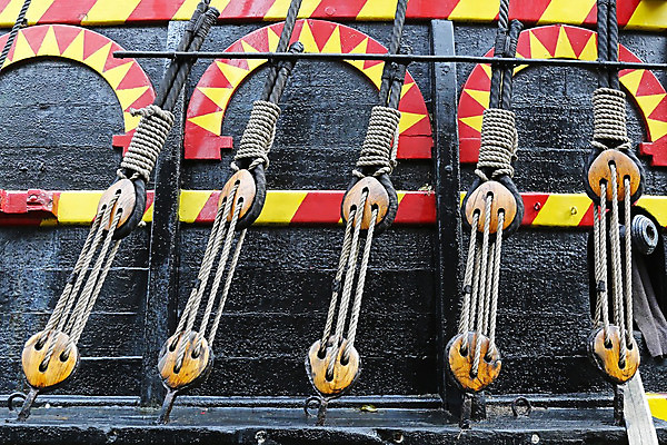 포토 JPG 해외이미지 밧줄 영국 잉글랜드 사람없음 목재 보트 중세 큼 런던 도르래 옛날 해외202004 해외포토 나무 유럽 줄 배_교통 재료 역사 크기 파일형식 이미지허브