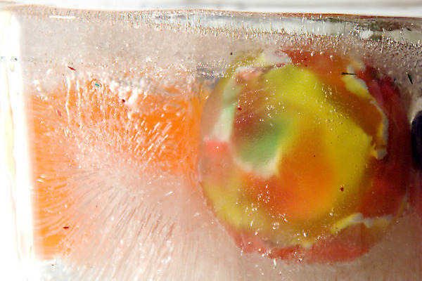 포토 JPG 해외이미지 공 사람없음 물 장난감 얼음 신선 원형 투명 액체 시원함 크리스탈 큐브 정사각형 해외202004 해외포토 자연요소 도형 광석 파일형식 이미지허브