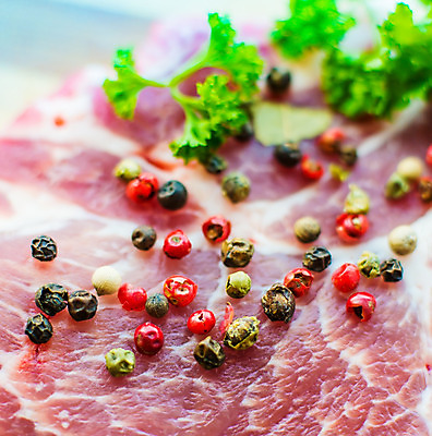 포토 JPG 해외이미지 음식 조각 백그라운드 다이어트 재료 부분 근육 파슬리 육류 돼지고기 스테이크 요리 비프스테이크 사람없음 빨간색 초록색 주방 저녁식사 소고기 흰색 신선 바비큐 자르기 굽기 허브 허리 날것 후추 양고기 단백질 등심 생식 송아지고기 정육점 해외202004 해외포토 식물 컬러 채소 식재료 모션 서양음식 건강 신체부위 상점 식사 구이 향신료 영양소 파일형식 이미지허브