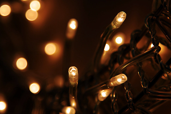 포토 JPG 해외이미지 전등 사람없음 장식 가로 빛 반지 해외202004 해외포토 장신구 조명 파일형식 이미지허브