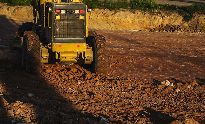 포토 JPG 해외이미지 산업 도로 지구 모래 비즈니스 교통시설 노동자 사람없음 야외 건물 노란색 금속 힘 기계 흙 장비 건설현장 업무 바퀴 칼날 큼 땅 불도저 굴착기 발굴 먼지 트랙터 무거움 공학 모터 유지 땅바닥 선로 운영자 채점 철강 해외202004 해외포토 직업 건축물 교육 길 컬러 교통 재질 바닥 건설업 작업 중장비 무게 크기 농기계 시설 성적 특수차량 파일형식 이미지허브
