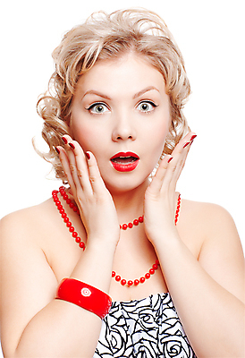 포토 JPG 해외이미지 백인 모델 라이프스타일 드레스 여자 유럽 얼굴 신체 목걸이 팔찌 한명 사람 빨간색 금발 숫자 유행 흰색 표현 화려 몸무게 큼 손톱관리 플러스 호기심 치수 충격 고립 굴곡 스타일 해외202004 해외포토 서양인 문자 1 헤어스타일 기호 옷 감정 나라 컬러 컨셉 장신구 생활 신체부위 크기 네일아트 파일형식 이미지허브